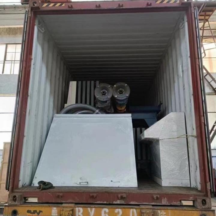تسليم خط إنتاج ألواح الجدران الأسمنتية الرغوية المجوفة خفيفة الوزن LIBO-HF20 إلى ماليزيا